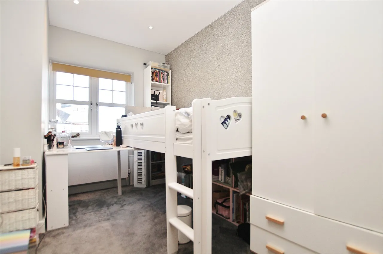 Forbury Close, Knaphill, GU21, photo 14