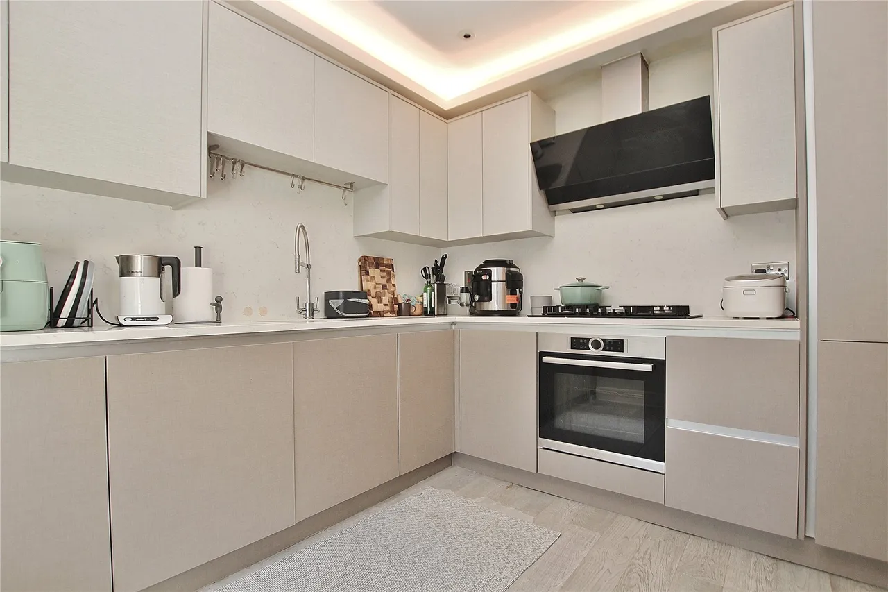 Forbury Close, Knaphill, GU21, photo 3
