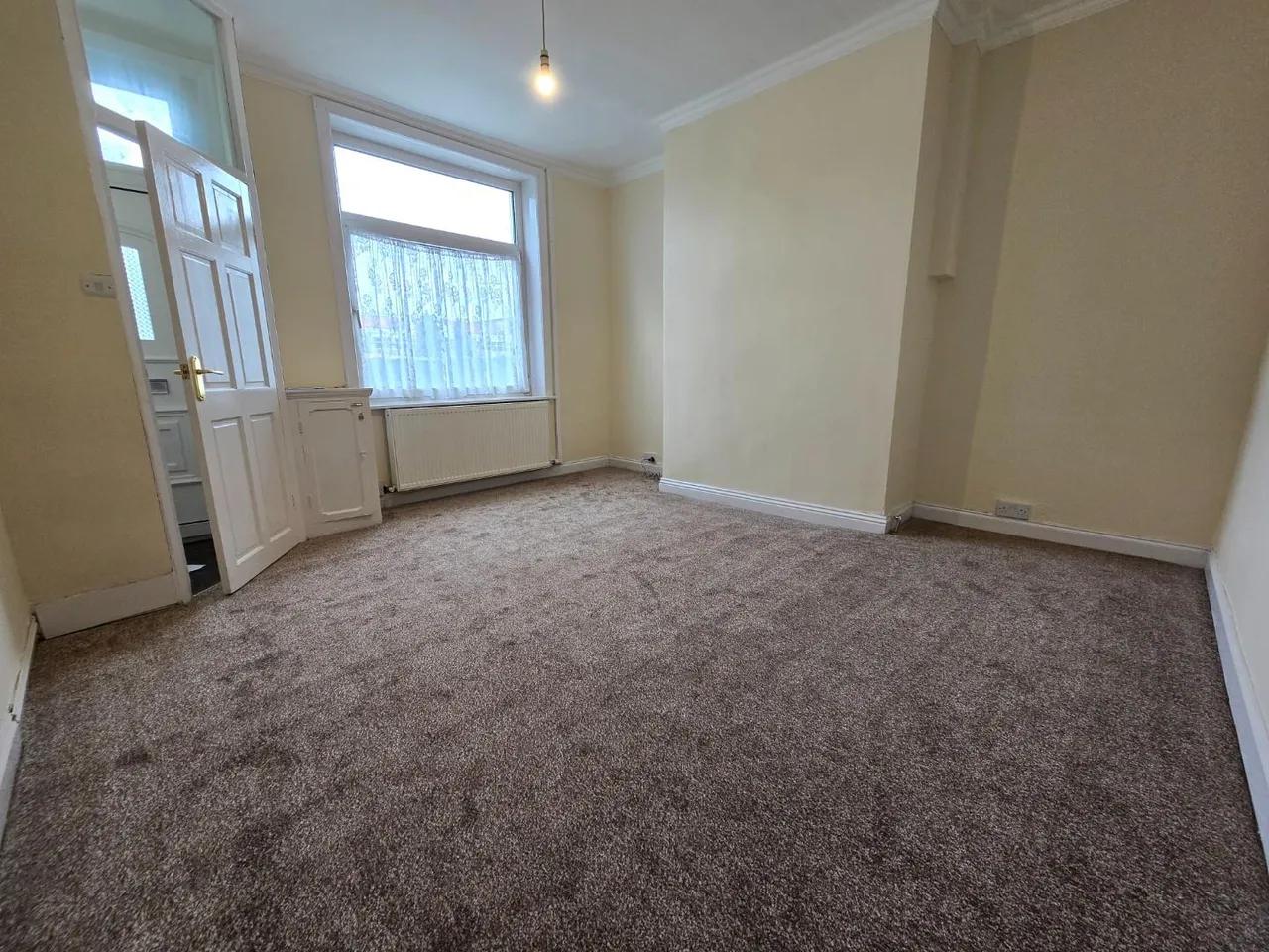 Hallam Road, Nelson, BB9, photo 2
