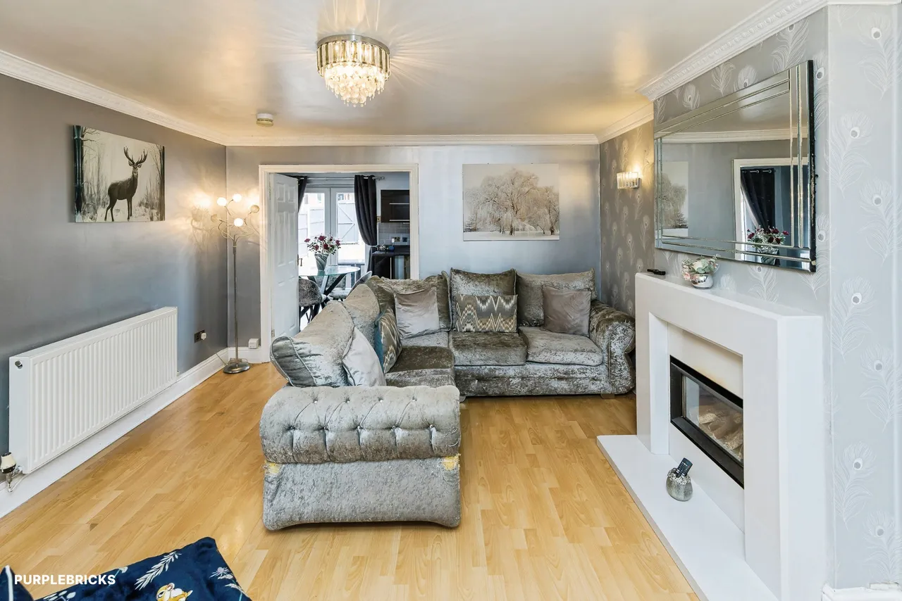 London Road, Flint, CH6, photo 8