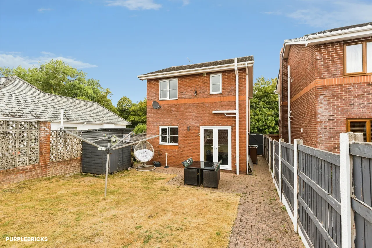London Road, Flint, CH6, photo 18