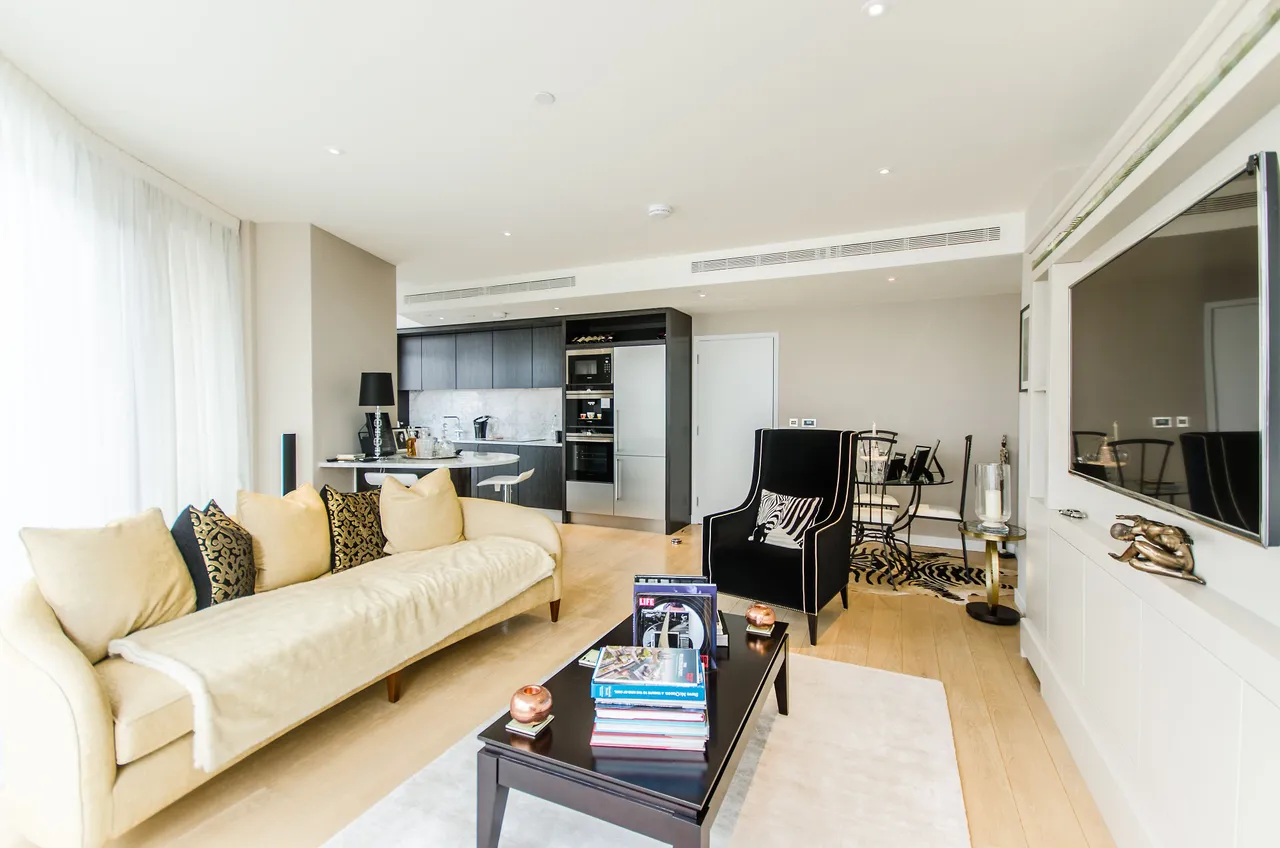 Apartment 2006, Charrington Tower, 11 Biscayne Avenue, London, photo 10