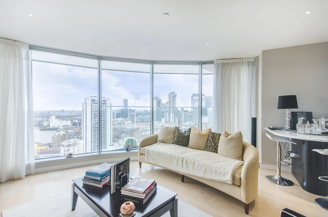 Apartment 2006, Charrington Tower, 11 Biscayne Avenue, London, photo 5