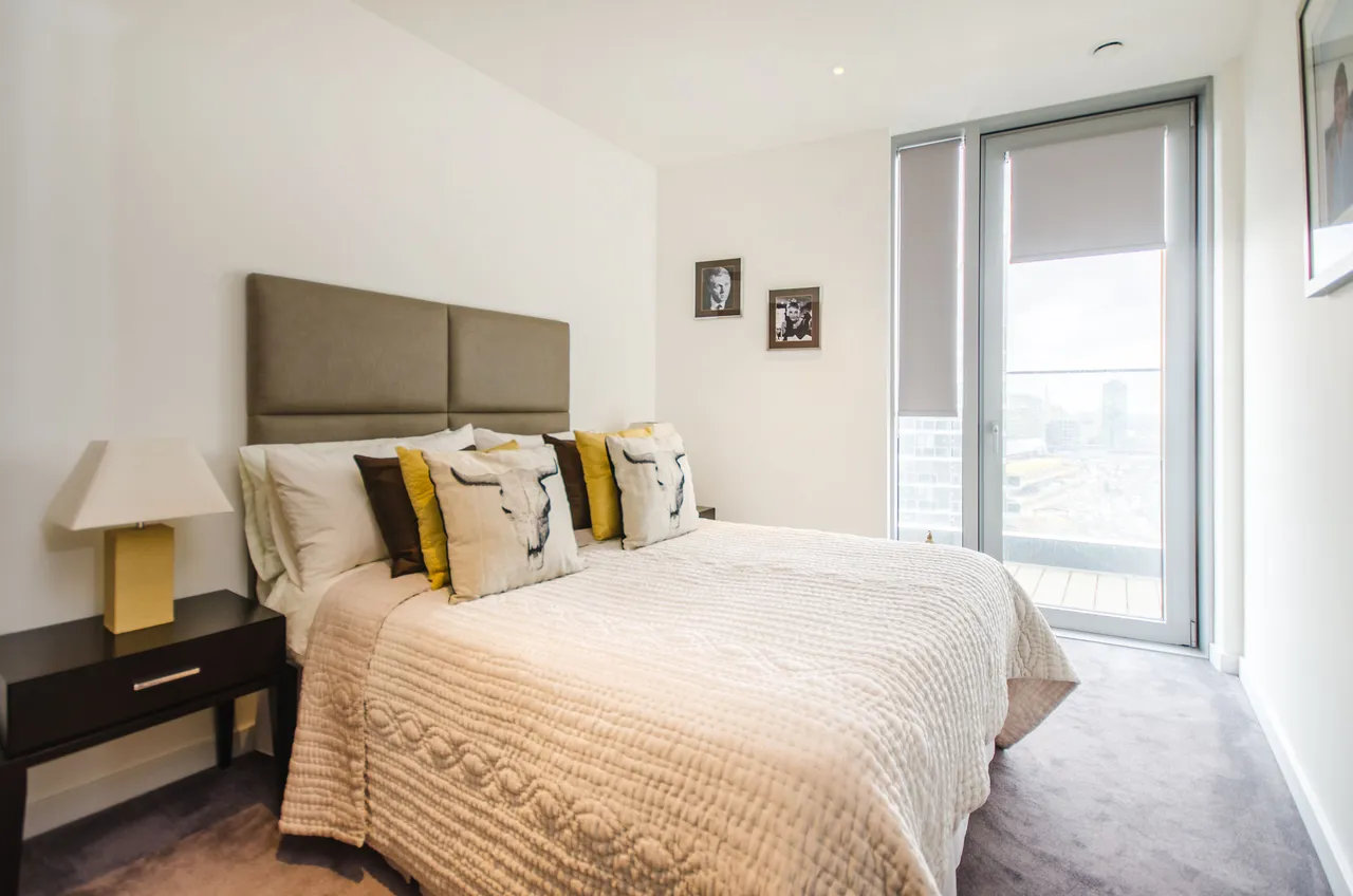 Apartment 2006, Charrington Tower, 11 Biscayne Avenue, London, photo 7