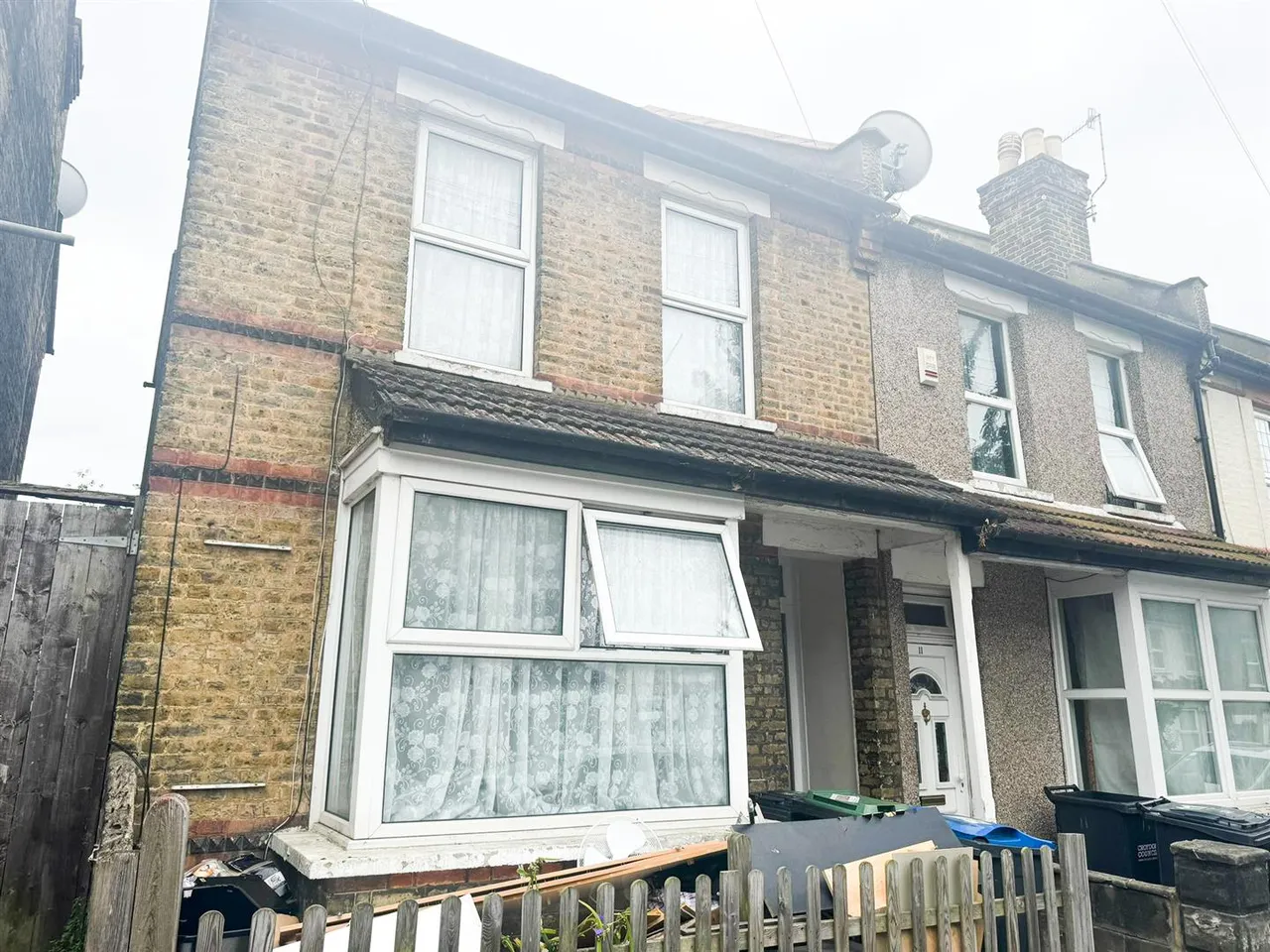 3 bed house to rent, Pemdevon Road, Croydon, CR0
