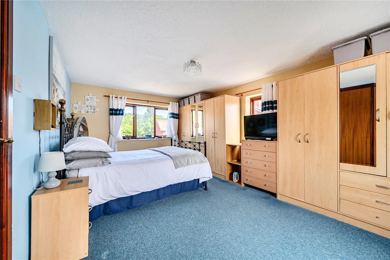 Llewellin Road, Kington, Herefordshire,, HR5 3AB, photo 11