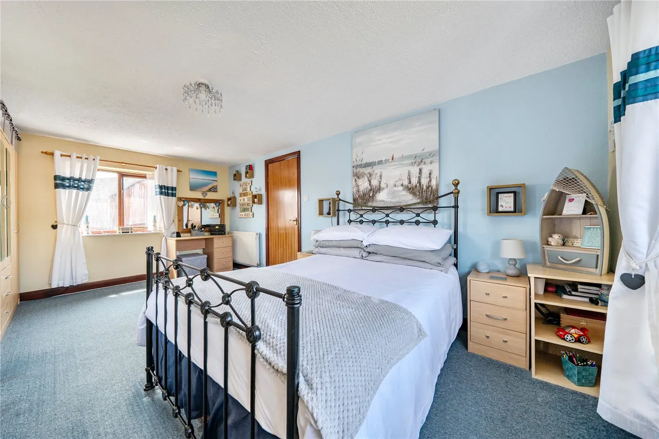 Llewellin Road, Kington, Herefordshire,, HR5 3AB, photo 12
