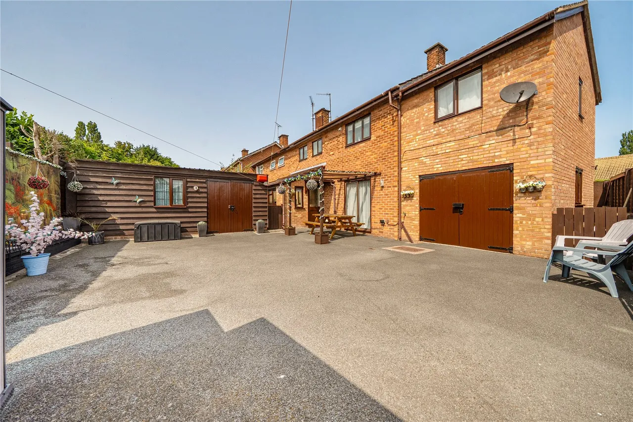 Llewellin Road, Kington, Herefordshire,, HR5 3AB, photo 21