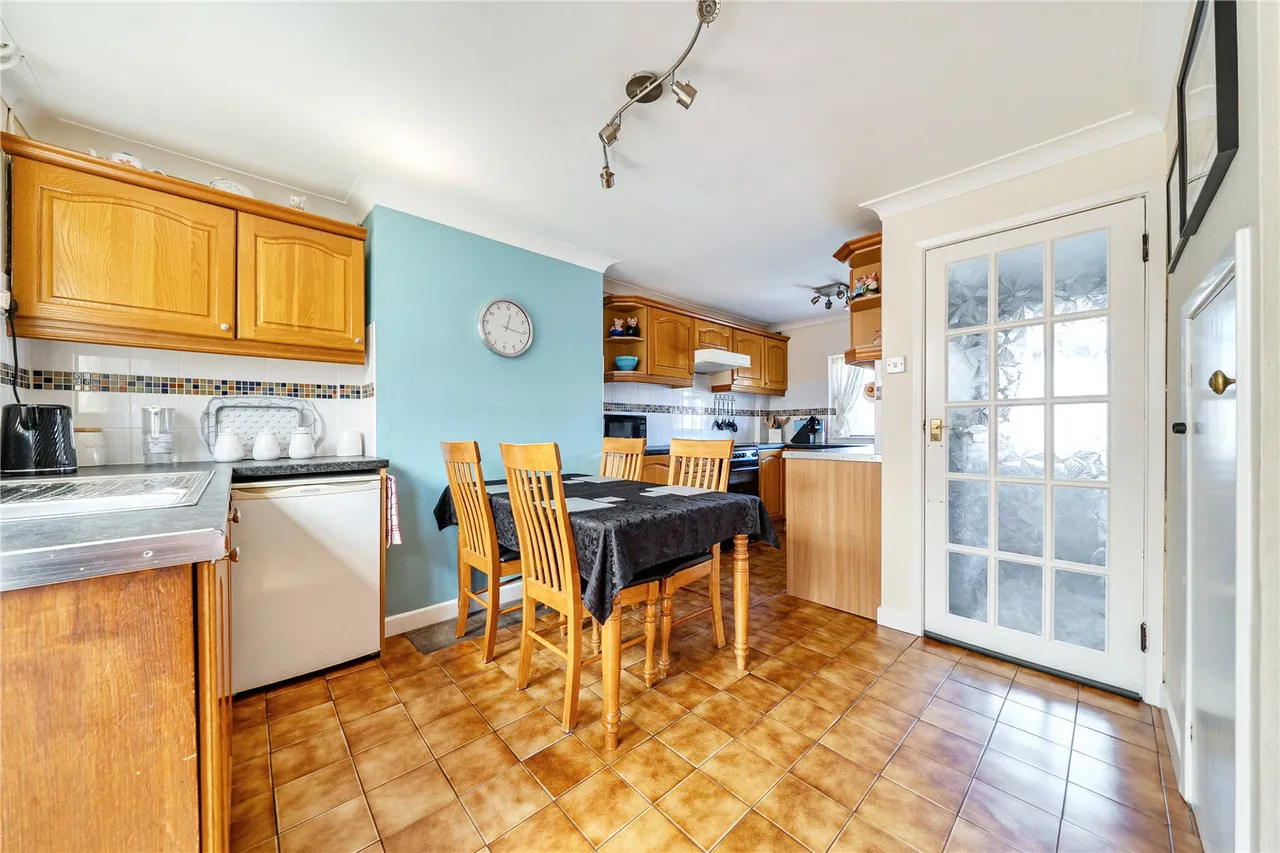 Llewellin Road, Kington, Herefordshire,, HR5 3AB, photo 8
