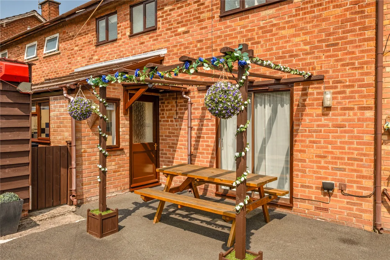 Llewellin Road, Kington, Herefordshire,, HR5 3AB, photo 6