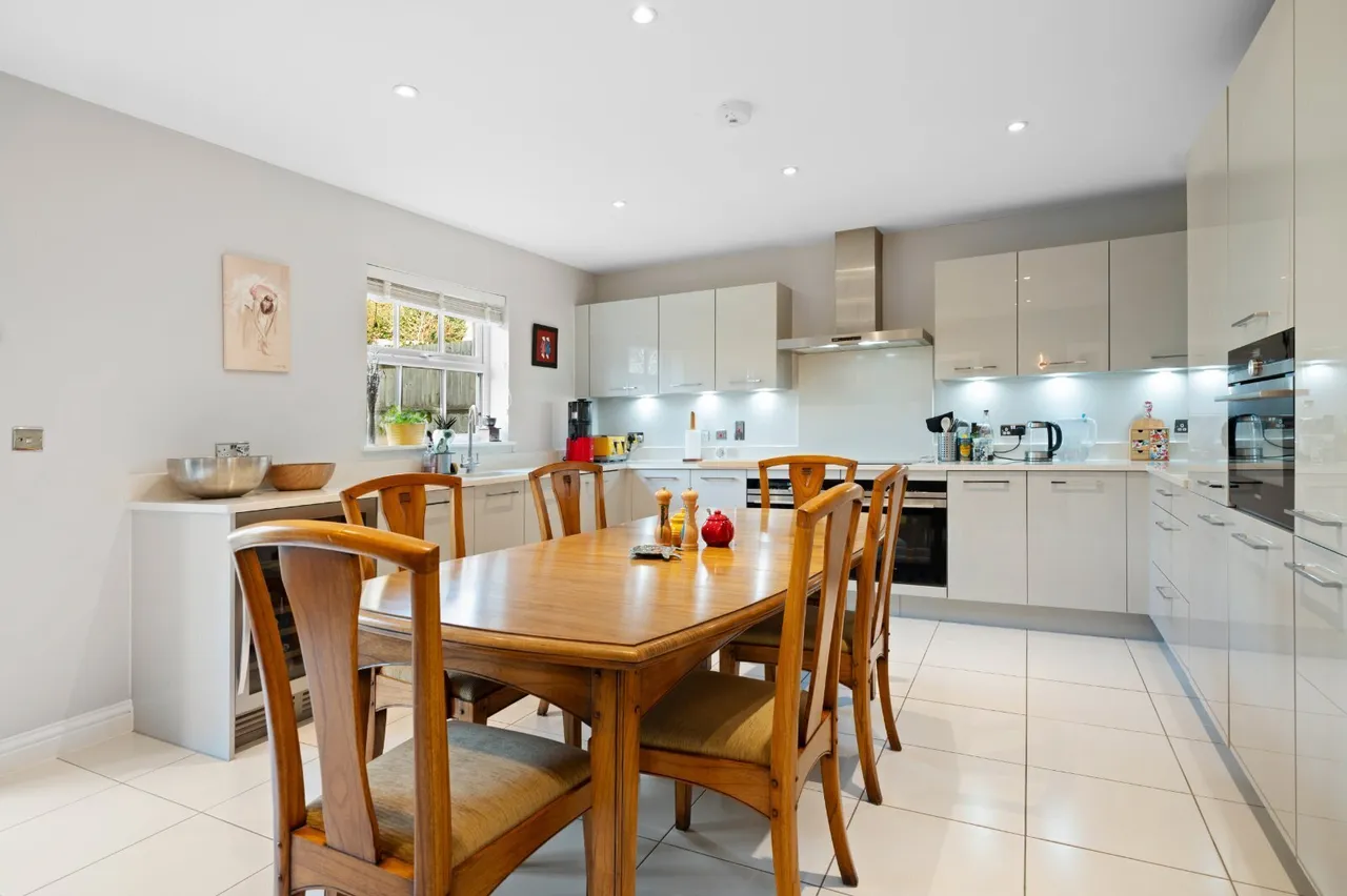 Monks Meadow, Ardingly, RH17, photo 4