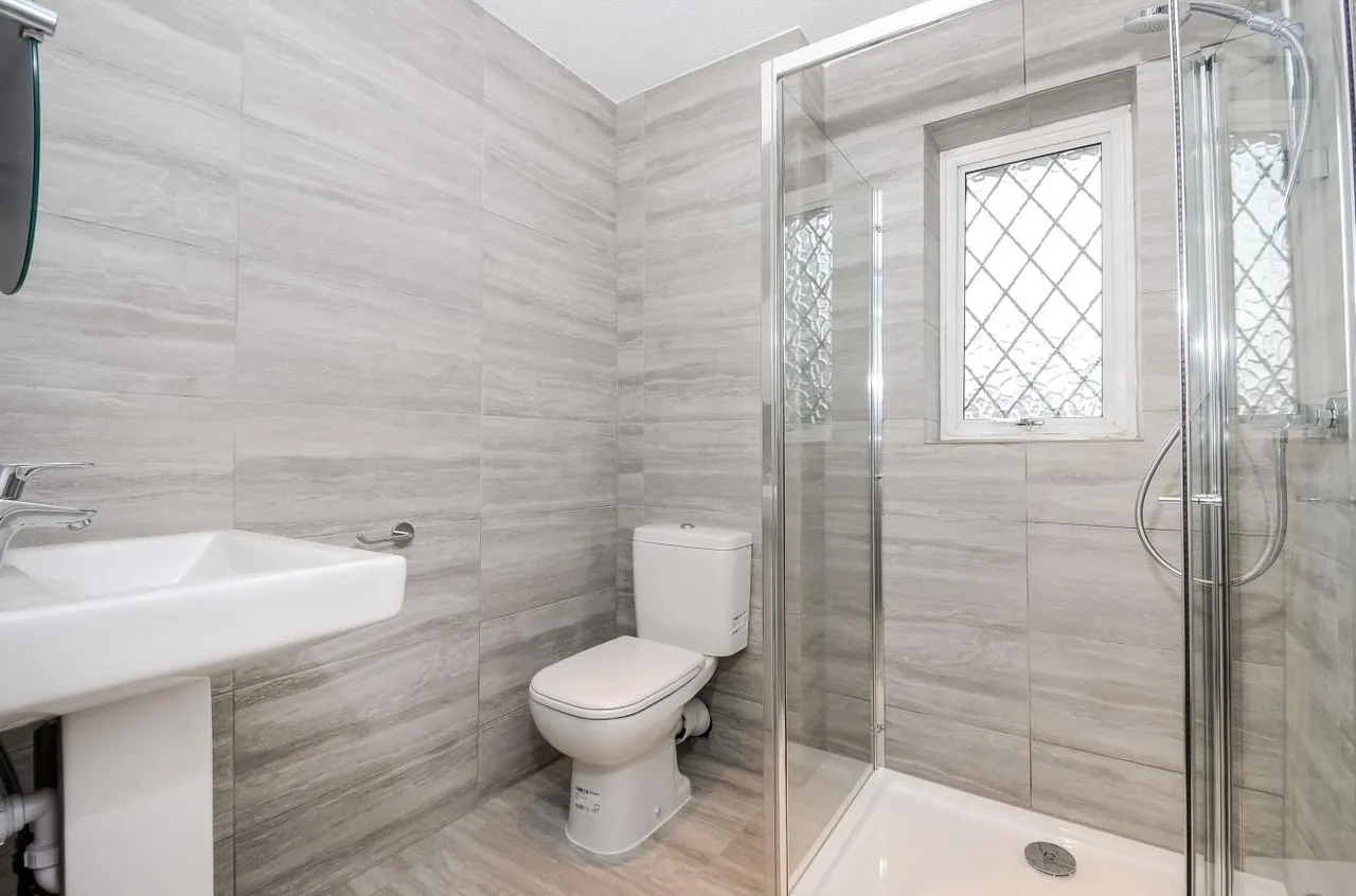 4 bed house to rent, Springfield Park, Holyport