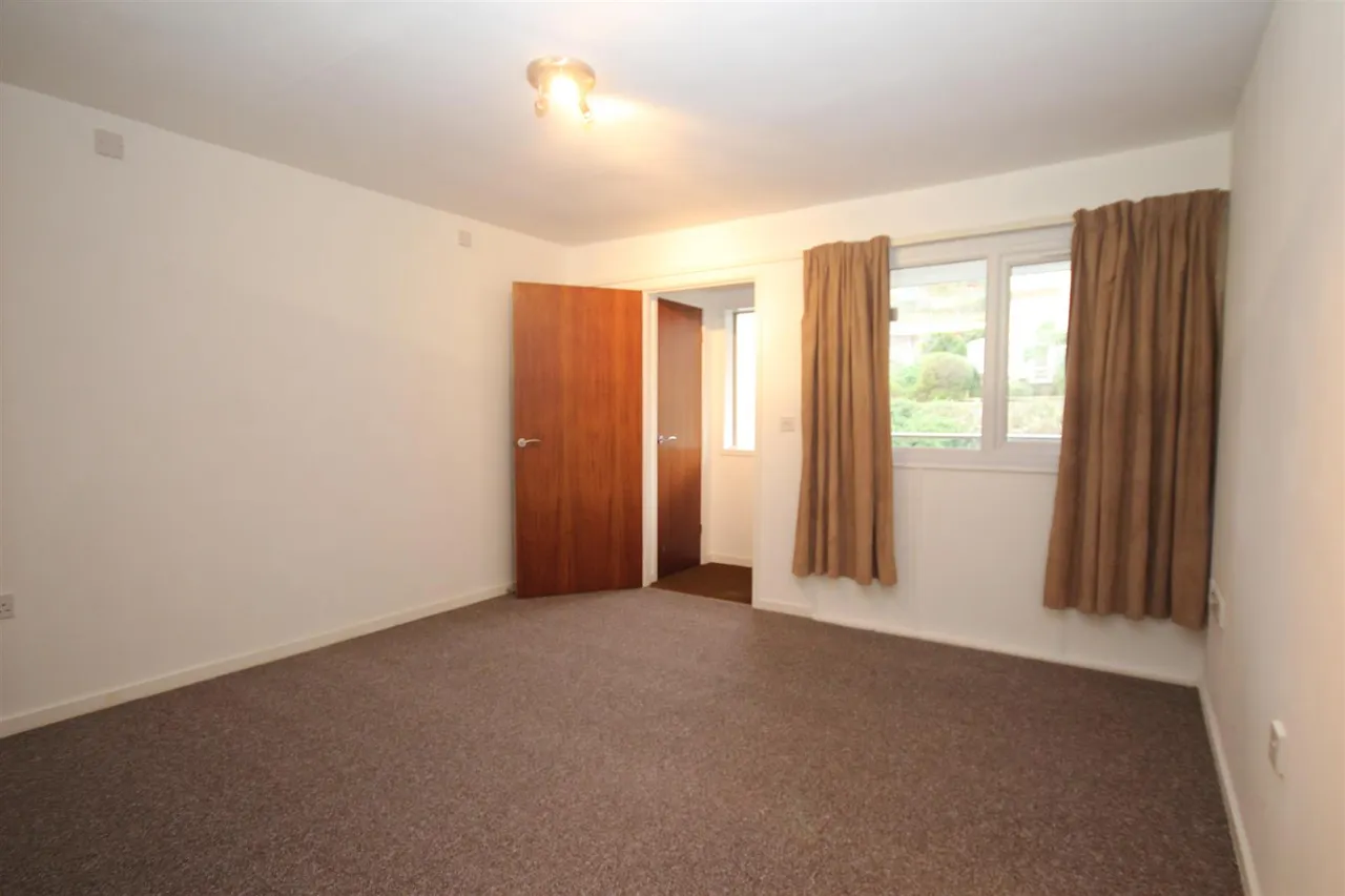 Churchill Court, photo 5
