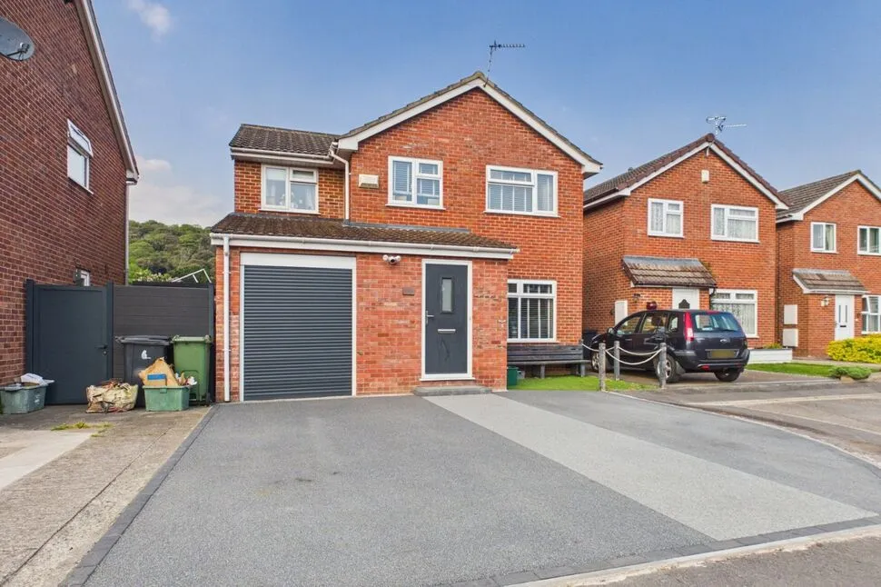 4 bed house for sale — Brookfield Walk, Clevedon, North Somerset, BS21