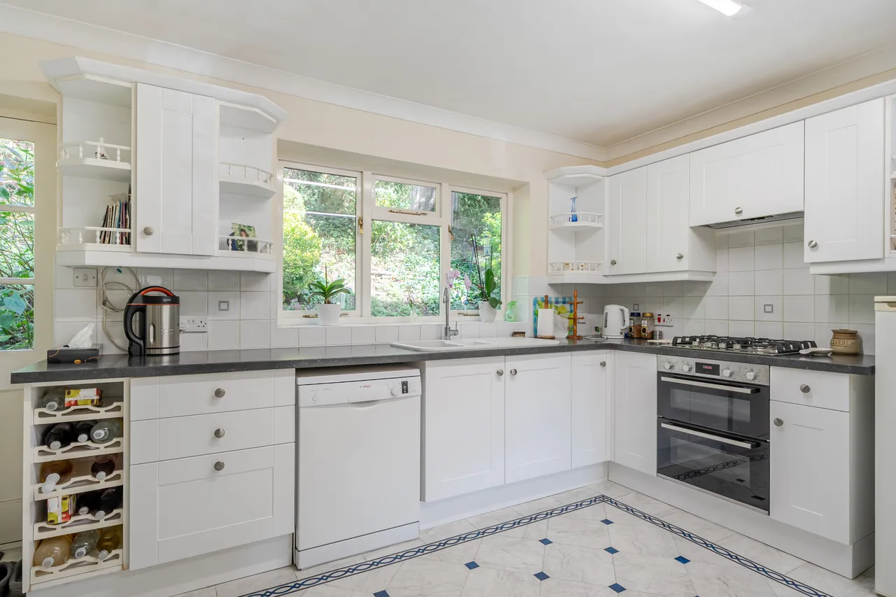 Roffes Lane, Caterham, CR3, photo 9