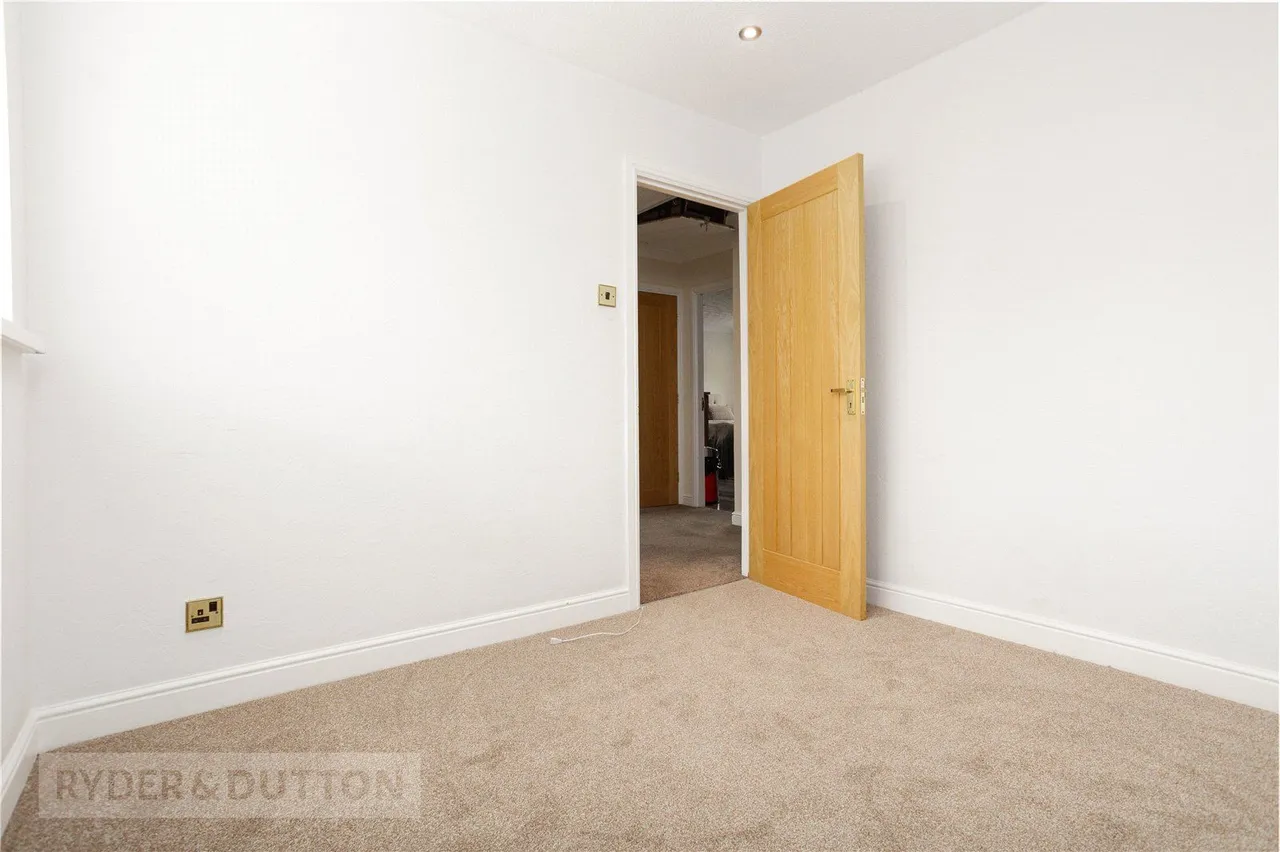 Harold Lees Road, Heywood, OL10, photo 21
