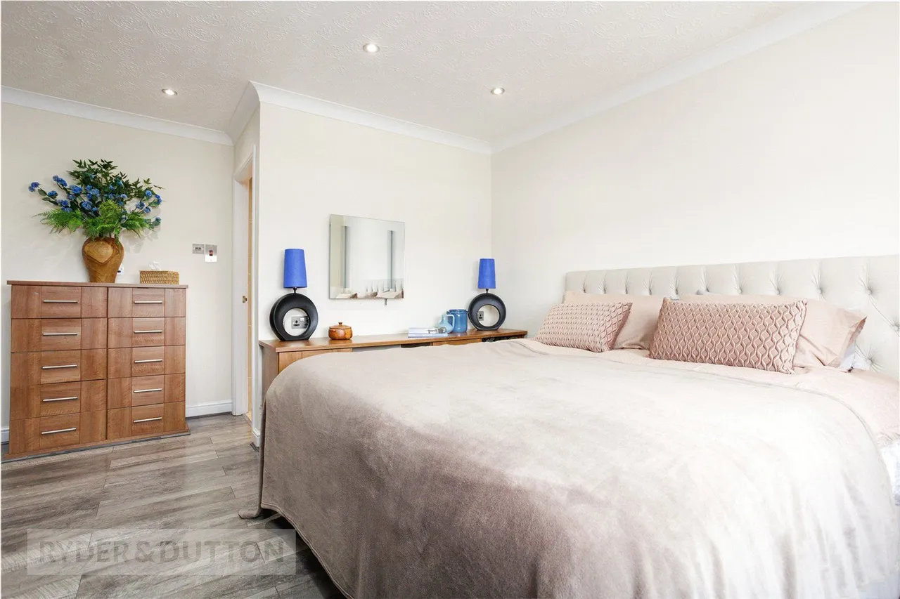 Harold Lees Road, Heywood, OL10, photo 13