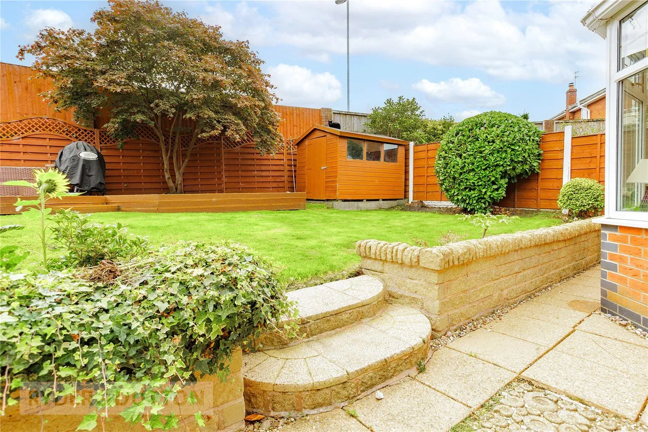 Harold Lees Road, Heywood, OL10, photo 25