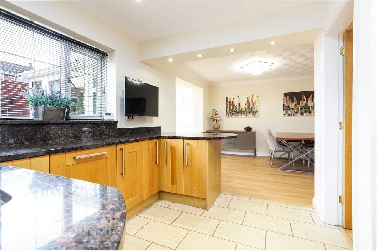 Harold Lees Road, Heywood, OL10, photo 6