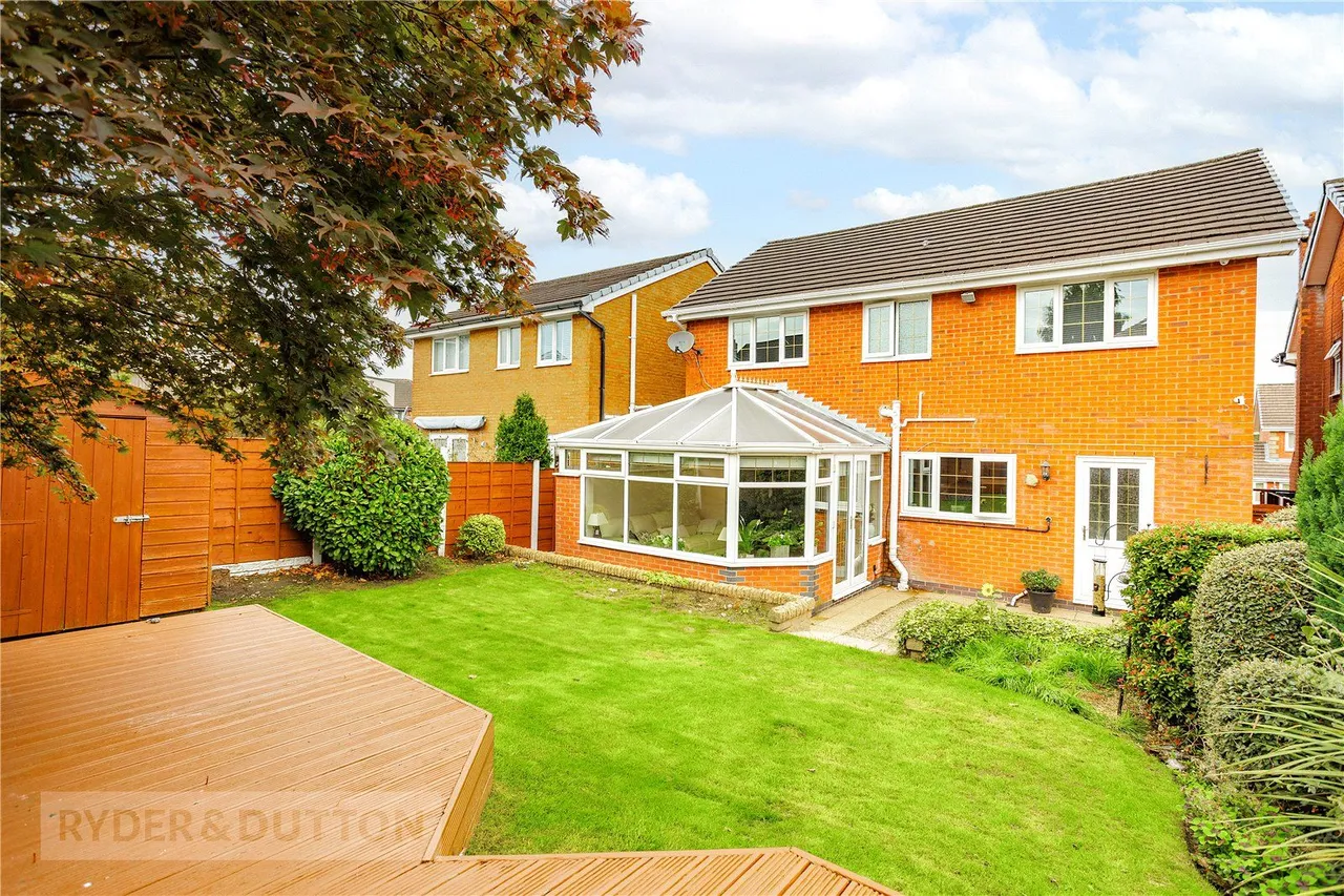 Harold Lees Road, Heywood, OL10, photo 2