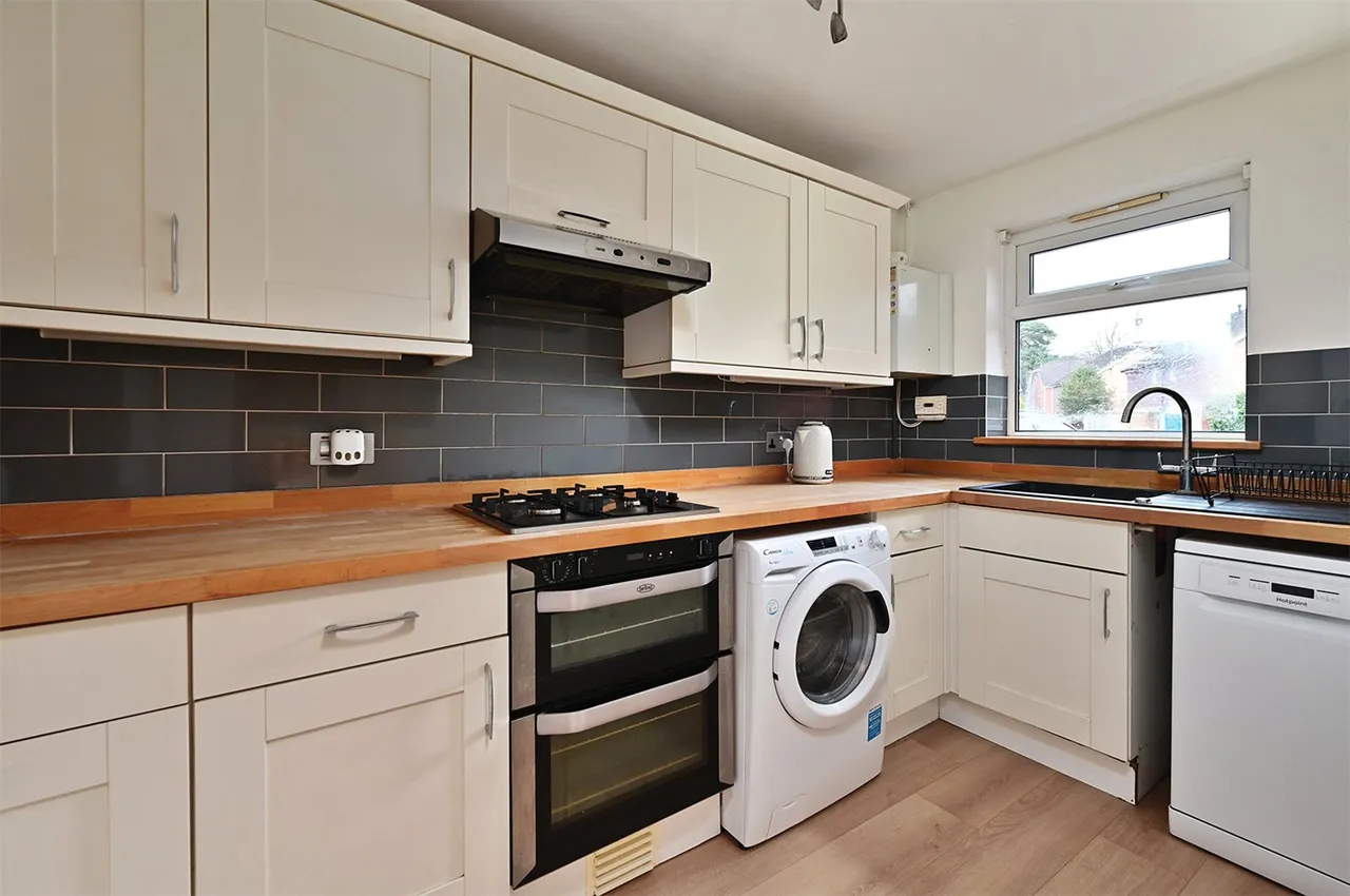 Coxmoor Close, Church Crookham, Fleet, Hampshire, GU52 6ES, photo 2