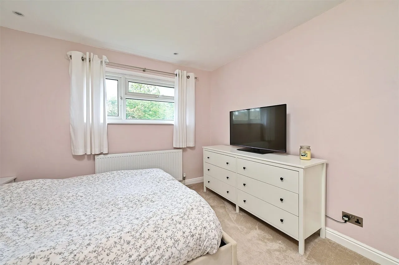 Coxmoor Close, Church Crookham, Fleet, Hampshire, GU52 6ES, photo 8