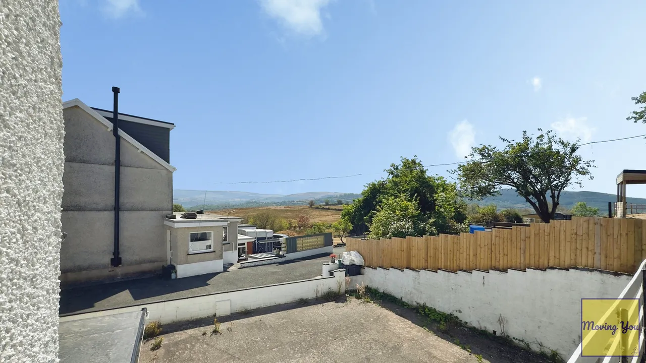 Rhiw Road, Rhiwfawr, Abertawe, SA9 2RE, photo 3