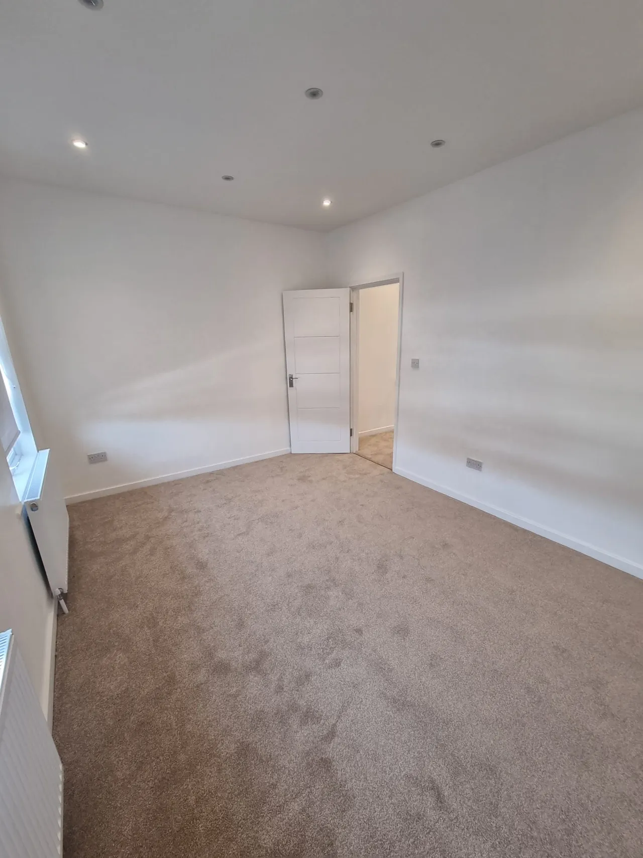 Ordnance Road, Enfield, EN3, photo 24