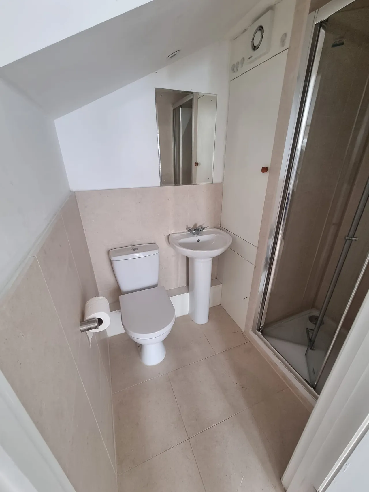 Ordnance Road, Enfield, EN3, photo 14