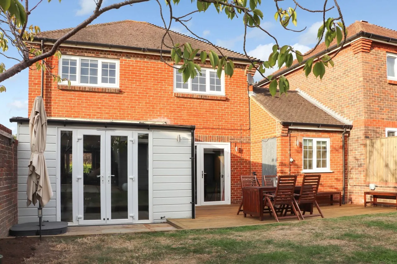 Oregano Way, Guildford, GU2, photo 13