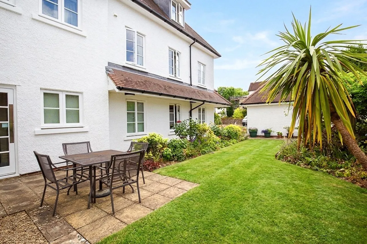 Henleaze Road, Bristol, BS9, photo 2