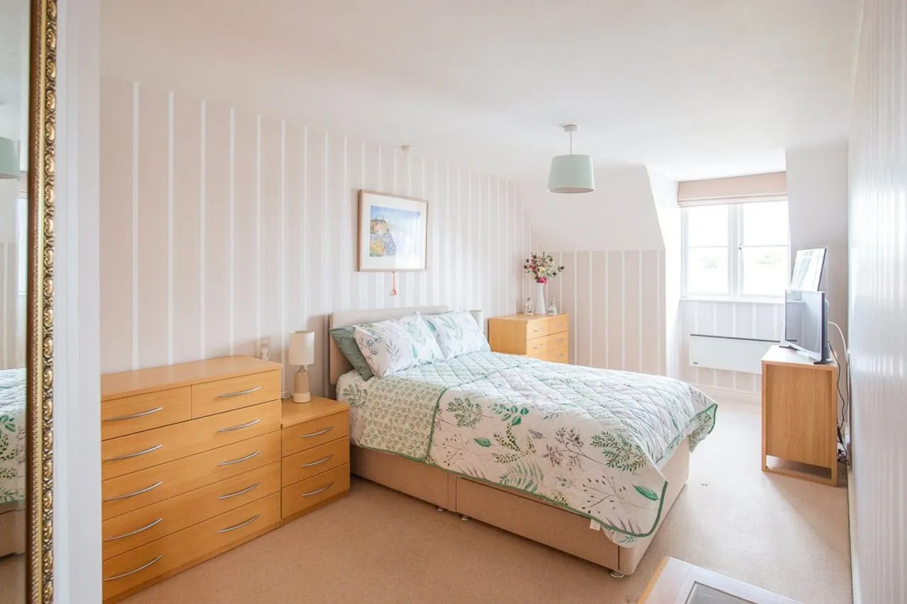 Henleaze Road, Bristol, BS9, photo 12