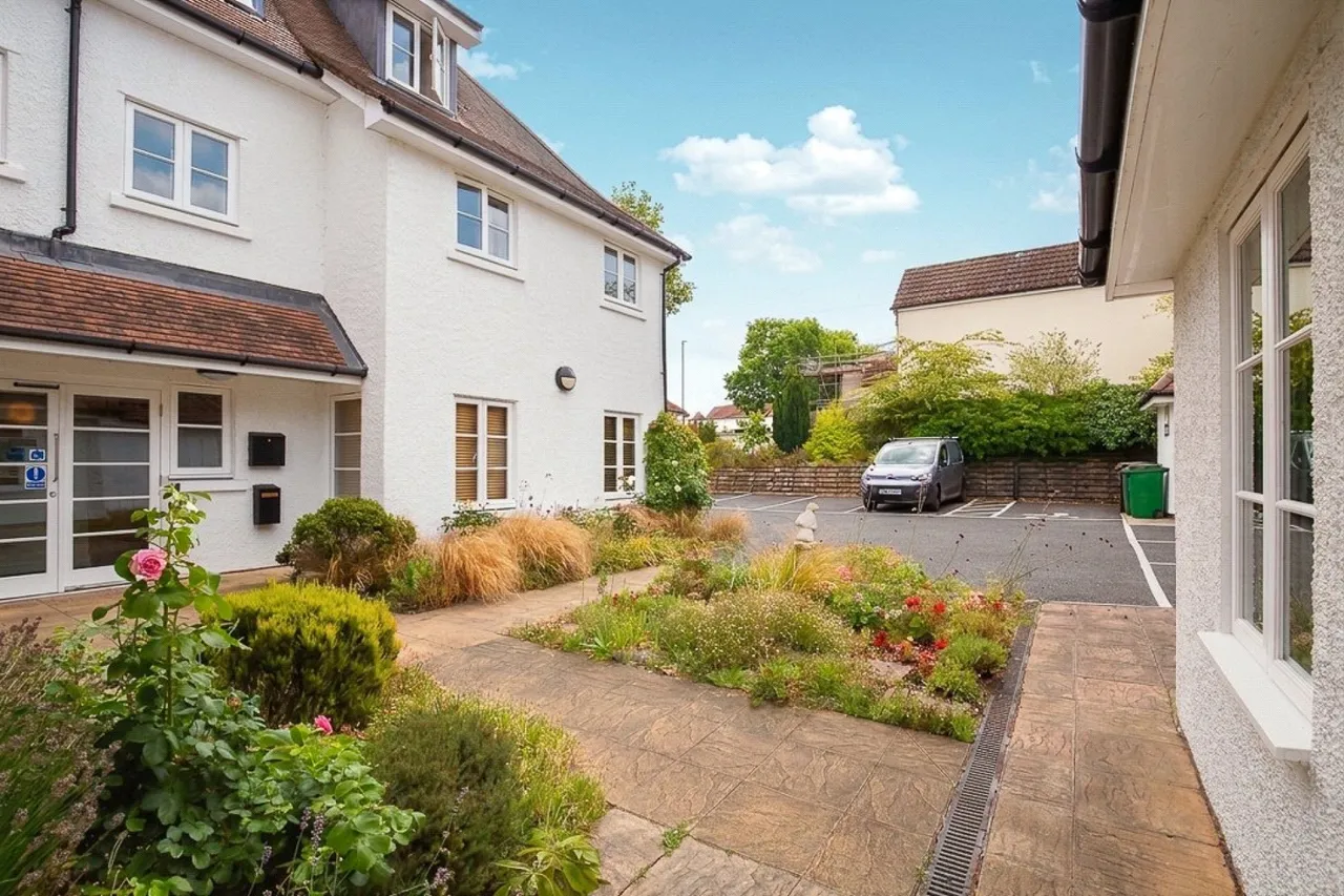 Henleaze Road, Bristol, BS9, photo 15