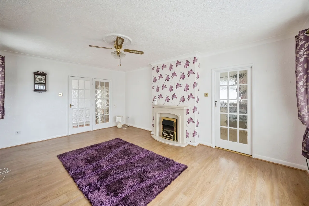 The Close, Branton, DN3, photo 2