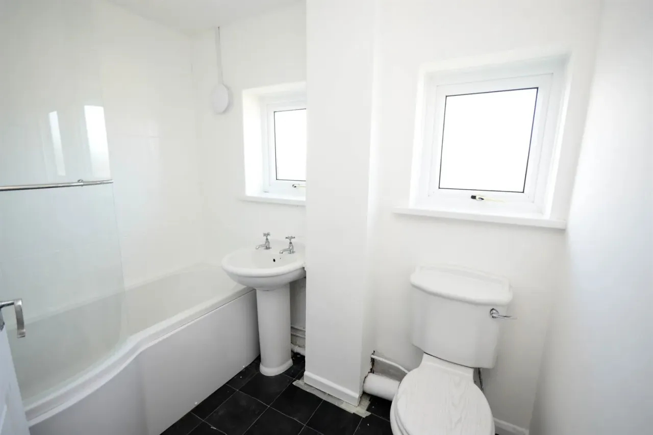 Mardale Gardens, Low Fell, NE9, photo 9