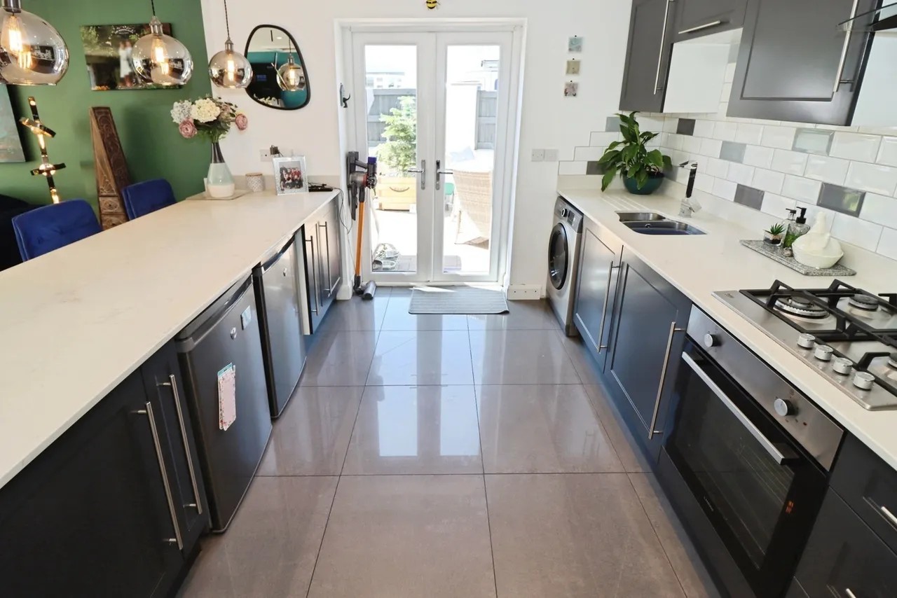 Chakeshill Drive, Bristol, Somerset, BS10, photo 3