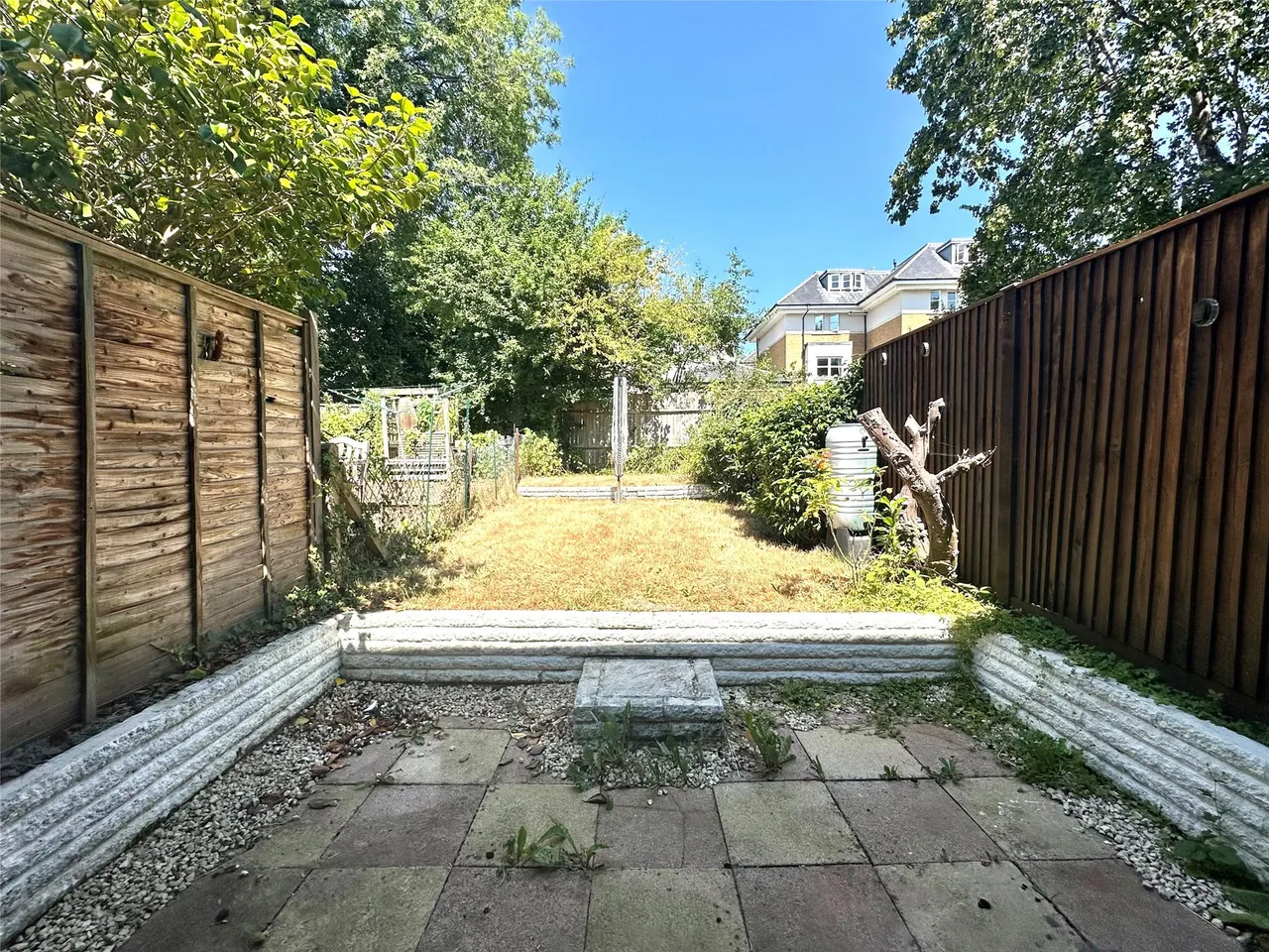 Nash Gardens, Redhill, RH1 1LT, photo 2