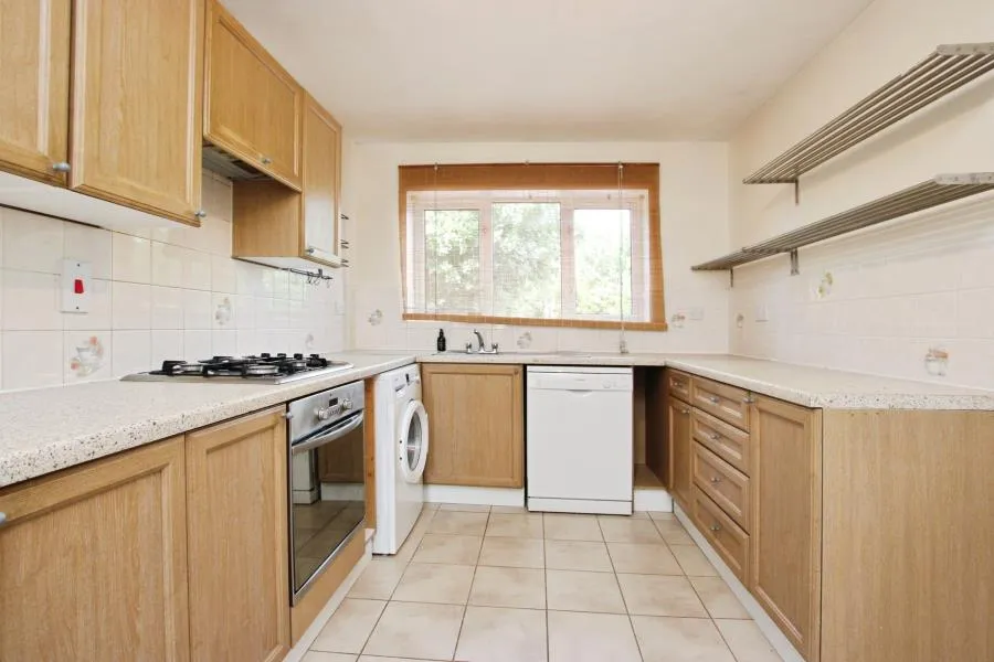 Brackendene, Bradley Stoke, BS32, photo 3
