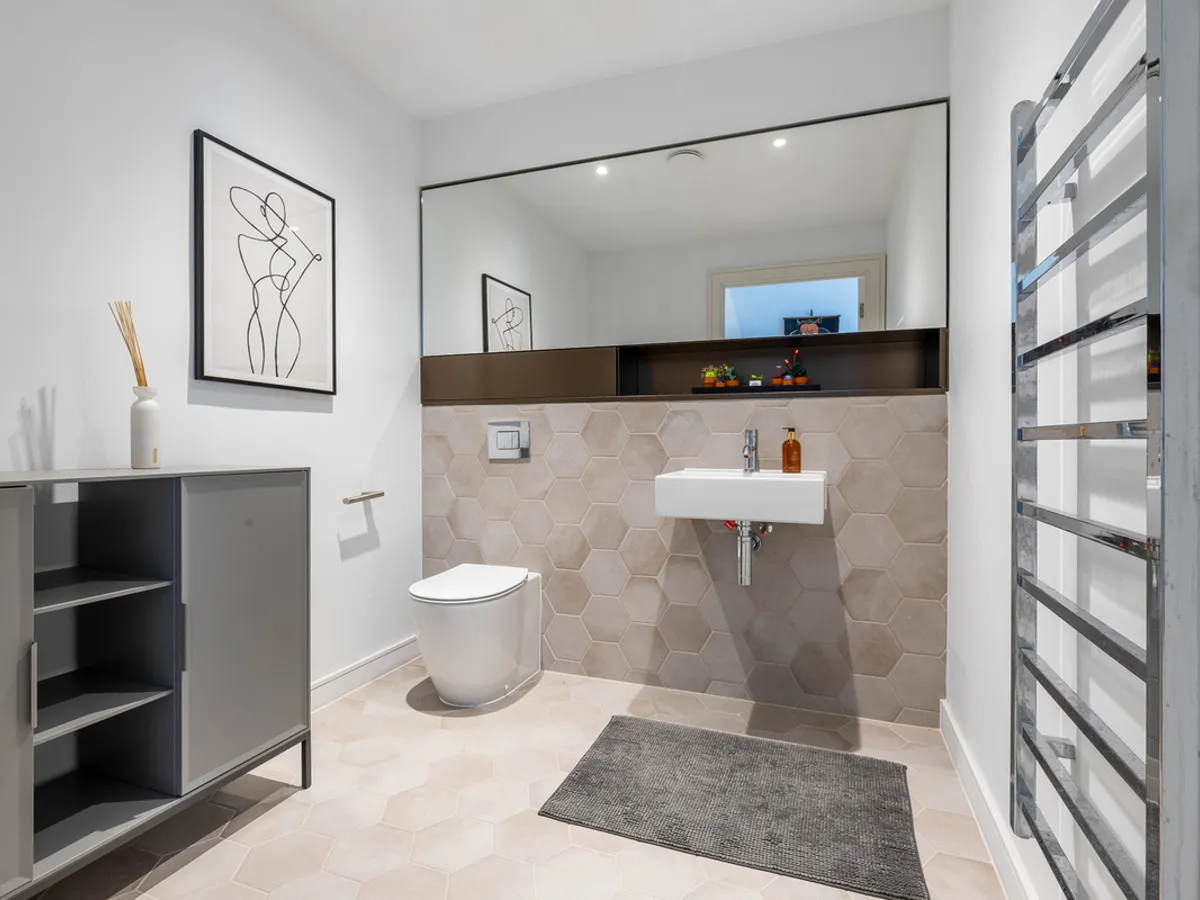 Downs Road, London, E5, photo 10