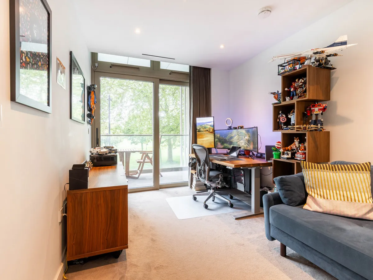 Downs Road, London, E5, photo 21
