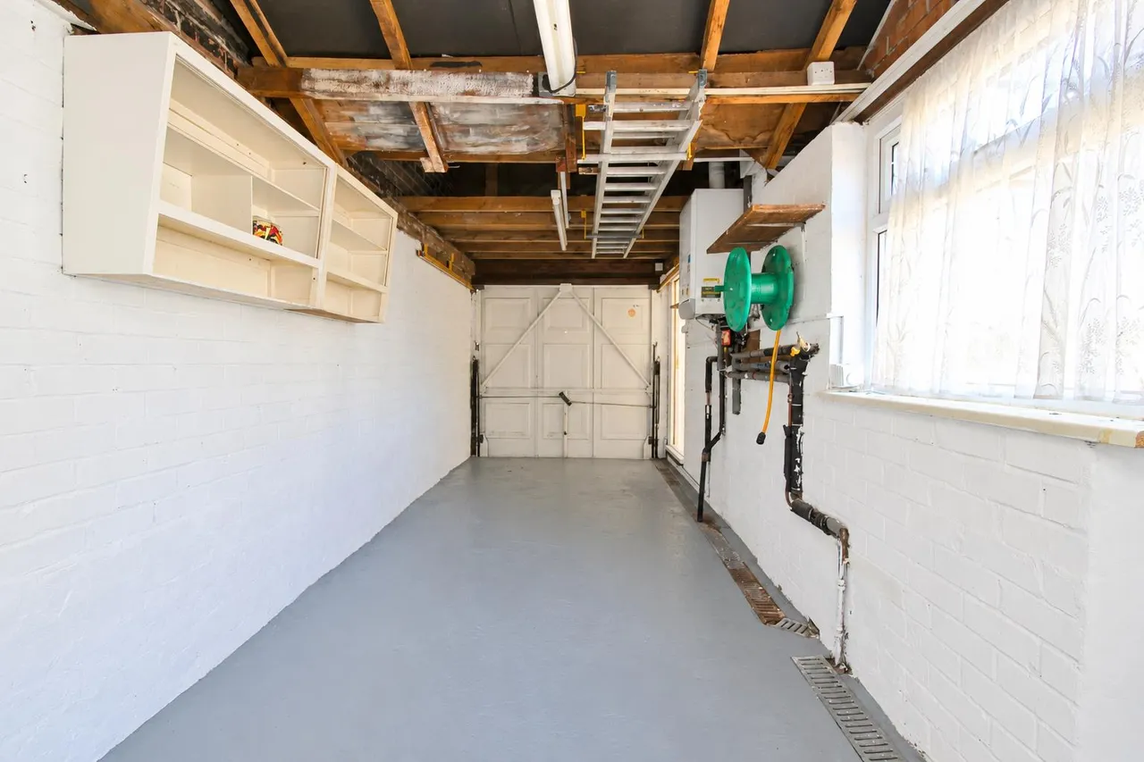 Grasmere Road, Garden Farm Estate, DH2, photo 10