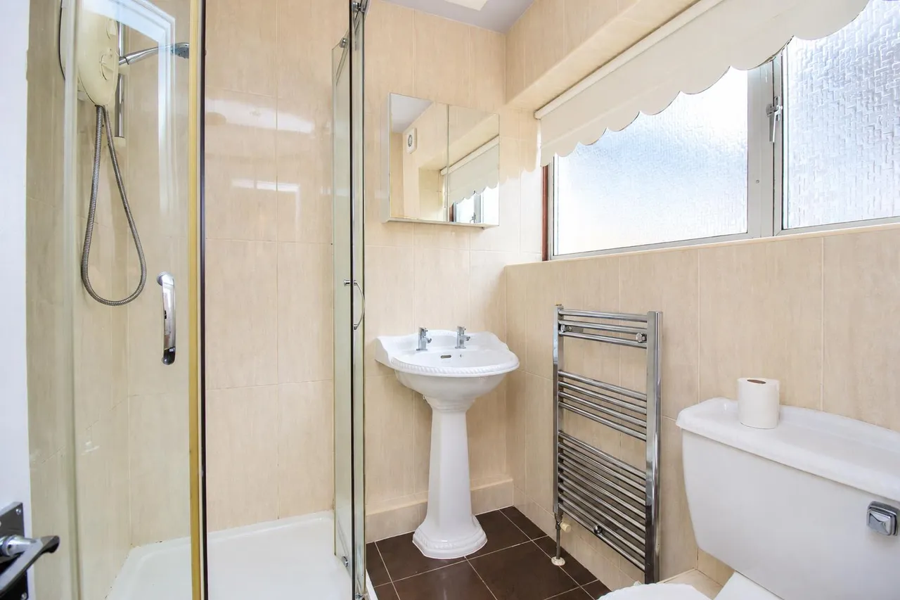 Grasmere Road, Garden Farm Estate, DH2, photo 9