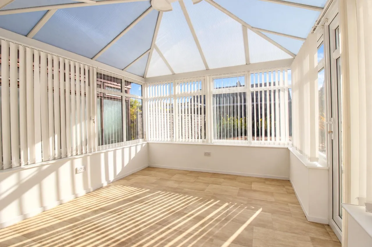 Grasmere Road, Garden Farm Estate, DH2, photo 6