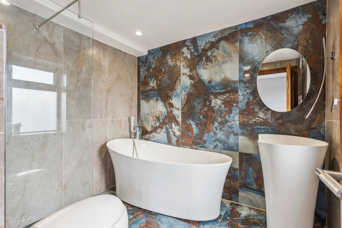 Hillside Crescent, Northwood, HA6, photo 8