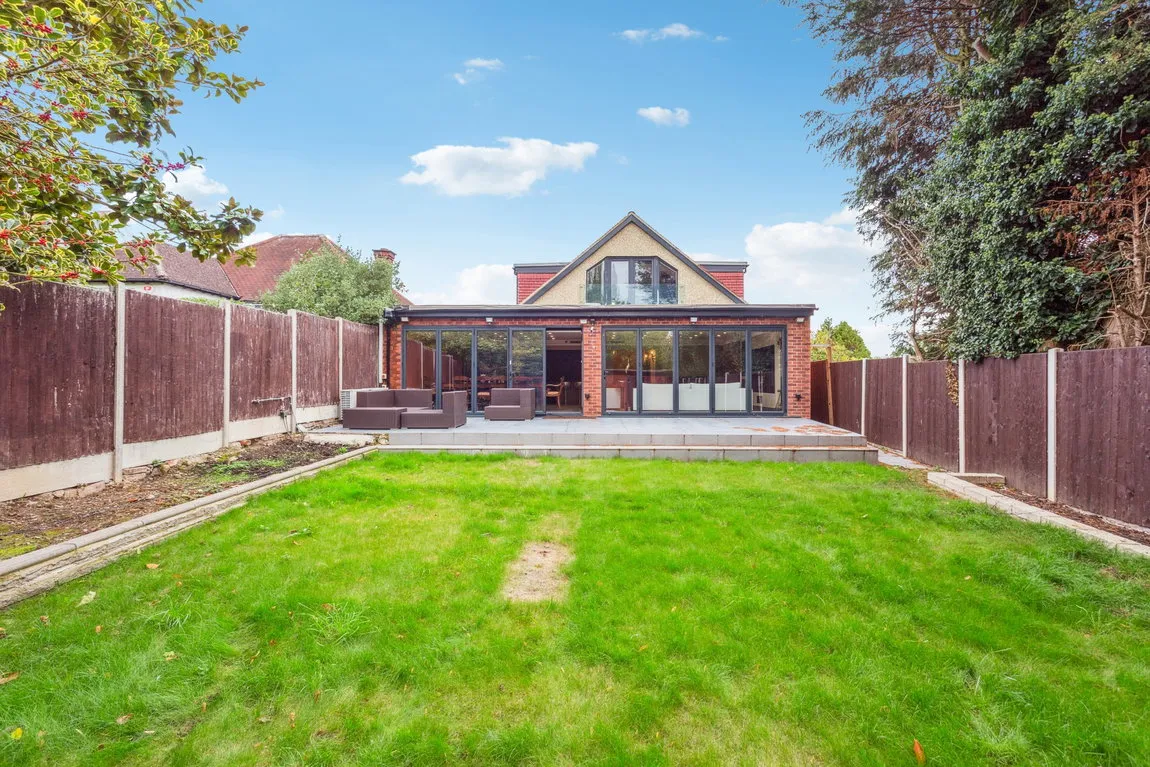 Hillside Crescent, Northwood, HA6, photo 4