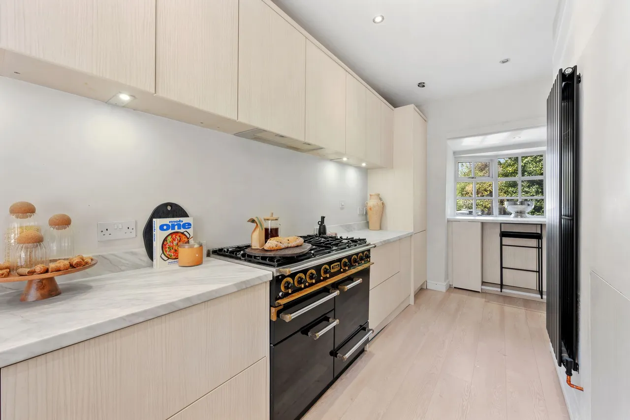 Gravel Lane, Wilmslow, photo 9