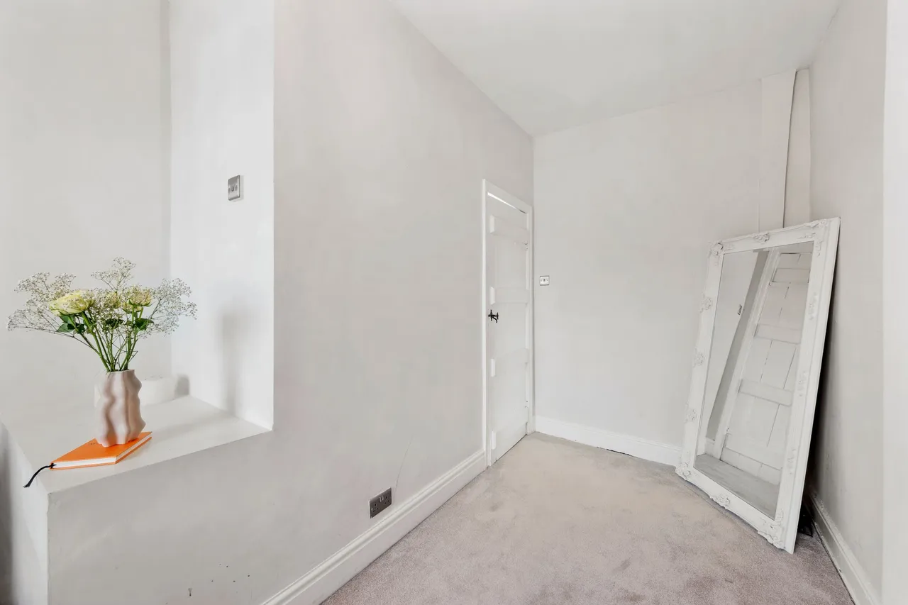 Gravel Lane, Wilmslow, photo 13