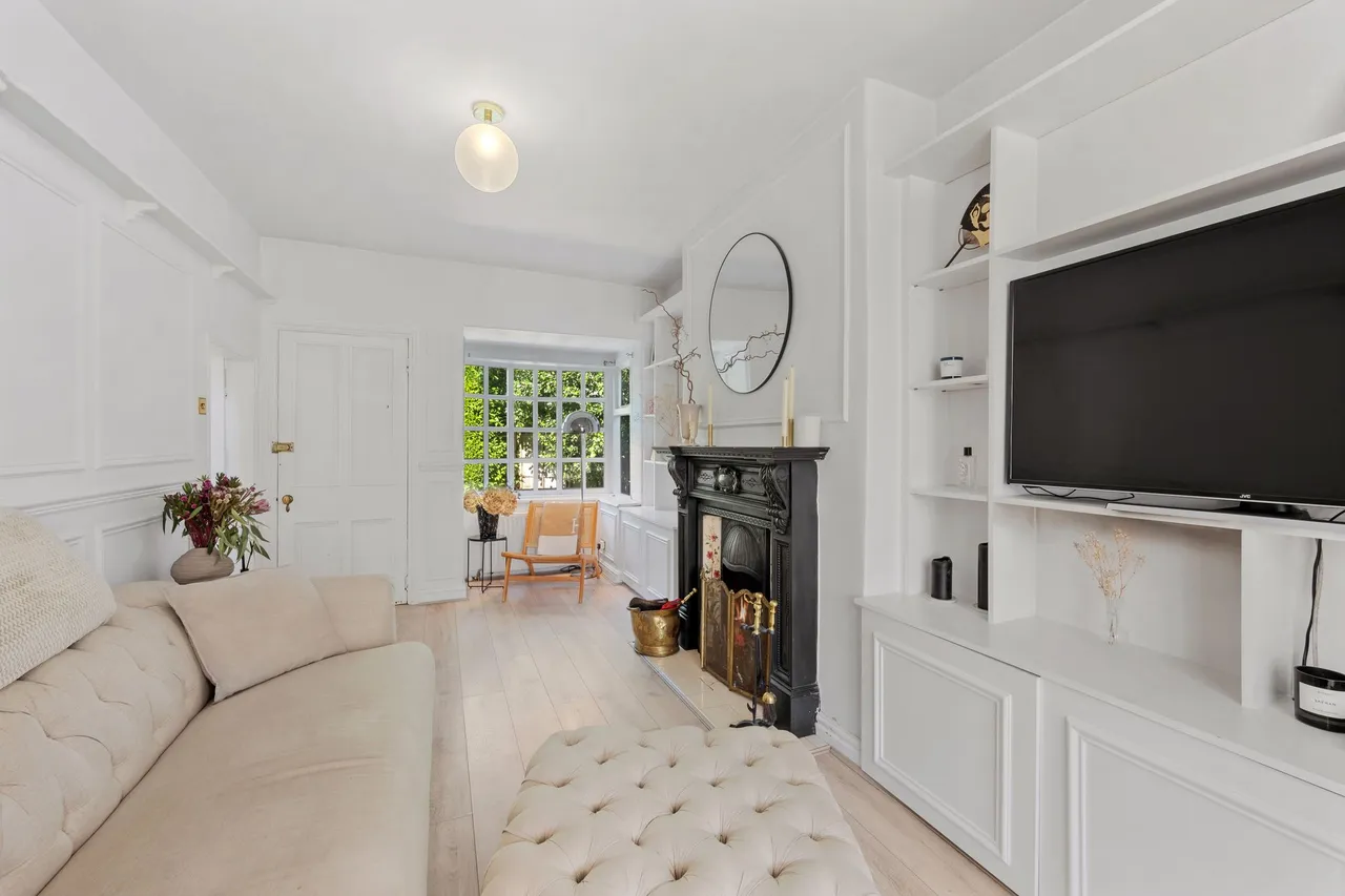 Gravel Lane, Wilmslow, photo 6