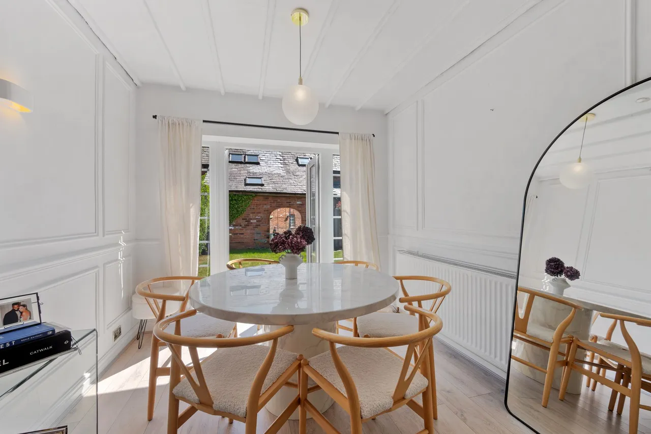Gravel Lane, Wilmslow, photo 7