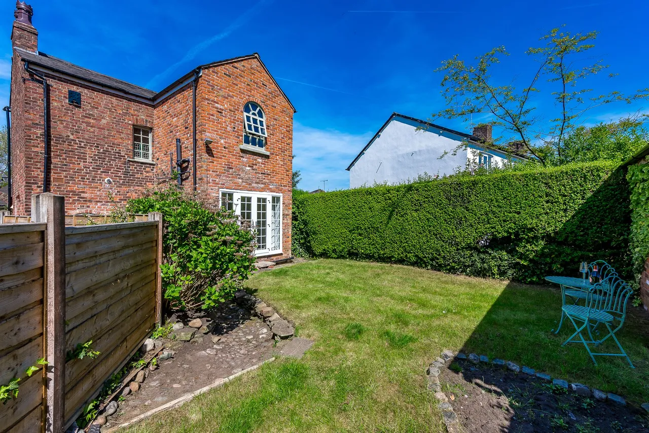 Gravel Lane, Wilmslow, photo 4